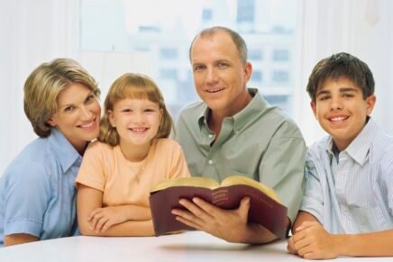 Família sacerdotal vivendo o temor do Senhor na minha casa